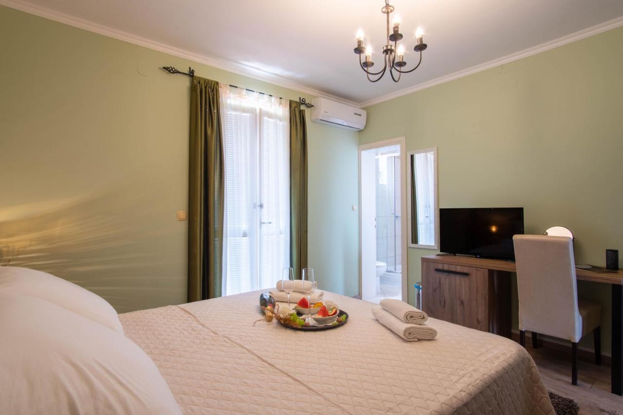 Rooms Villa Padre Pag Town Exteriér fotografie